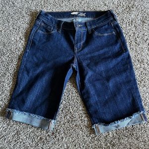 Womens Bermuda shorts